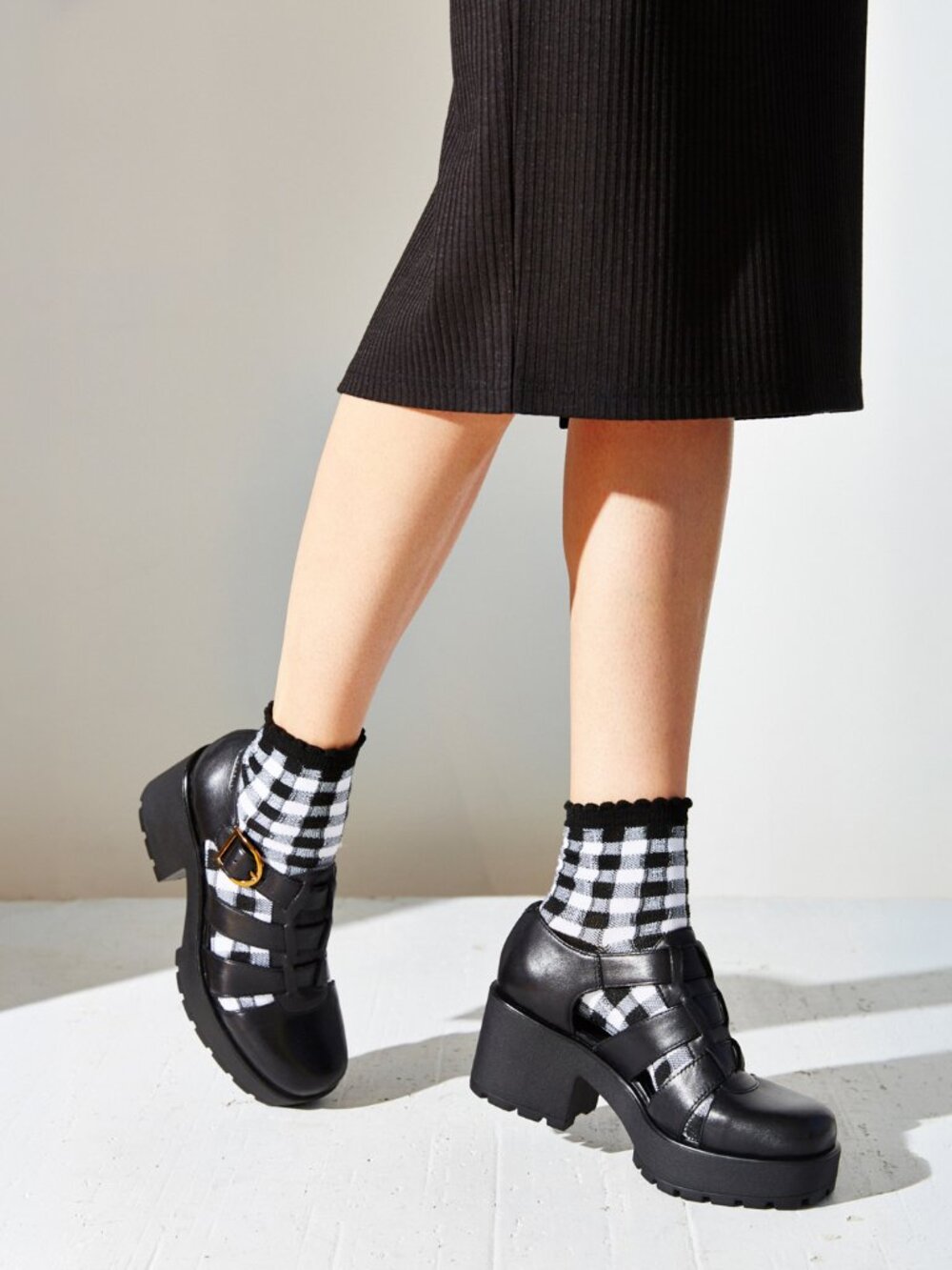 Vagabond Dioon Fisherman Platform Heel in Black - sz US 7